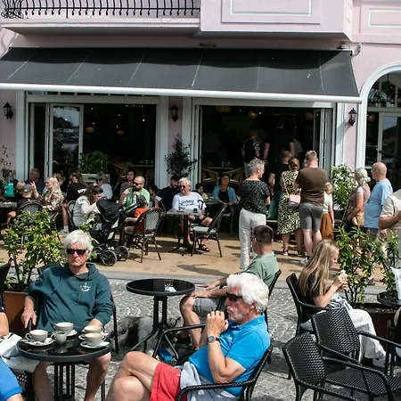 Harbour House Nyaraló